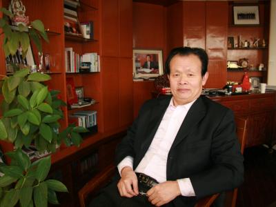 壹号娱乐-com - NG大舞台,有梦你就来缪国元：厚德载物 不违初心