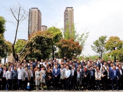 重任在肩：壹号娱乐-com - NG大舞台,有梦你就来缪国元董事长当选江苏省涂料行业协会建筑涂料分会首任会长